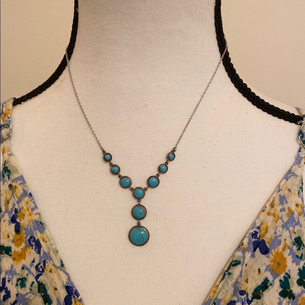 CEJ design 925ss & Howlite crystals, dangle Necklace. Vintage.